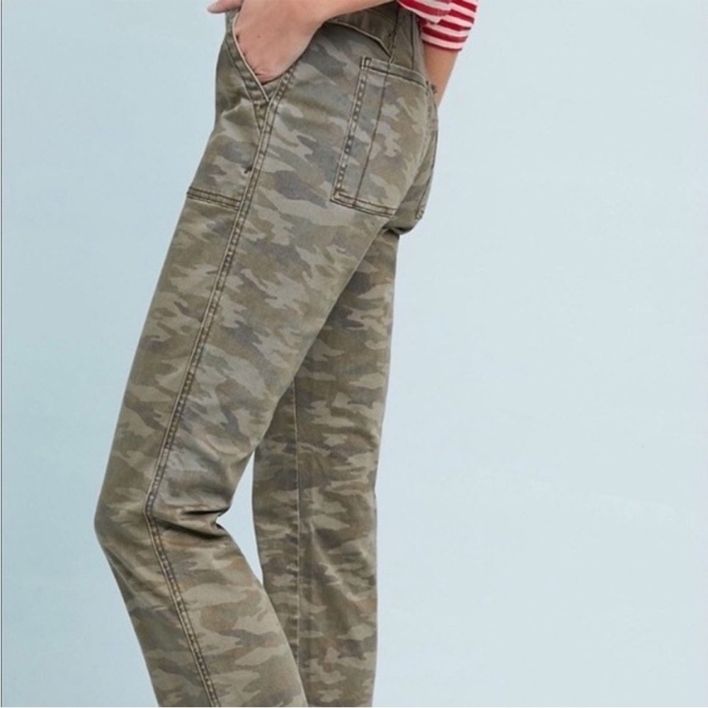 Anthropologie Camo Crop Flare - Picture 3 of 7